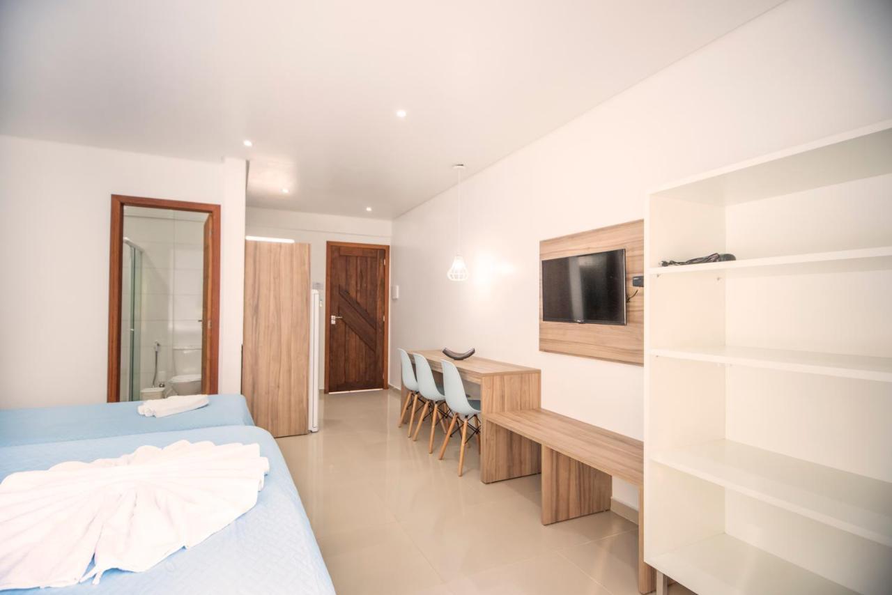 בומבינאס Pousada Vila Portuguesa מראה חיצוני תמונה