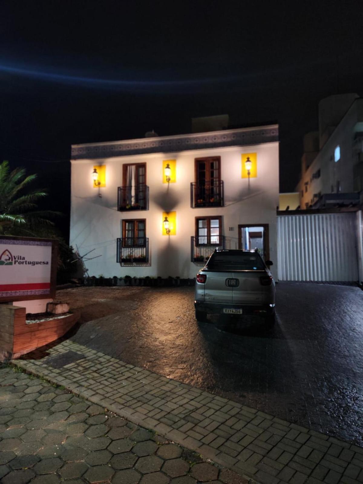 בומבינאס Pousada Vila Portuguesa מראה חיצוני תמונה